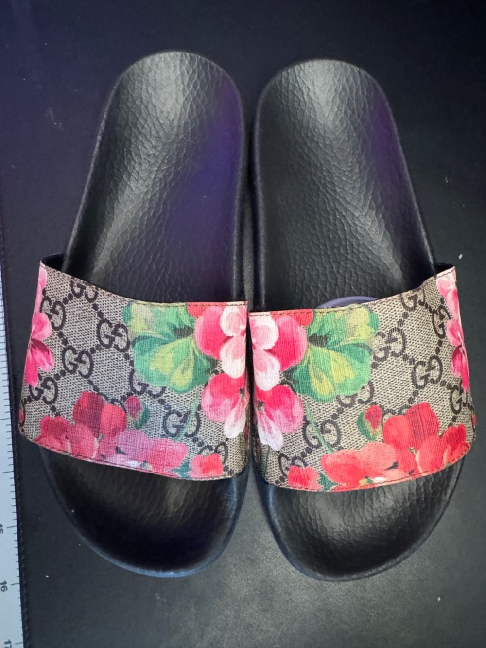 Gucci GG Blooms Pursuit Slides